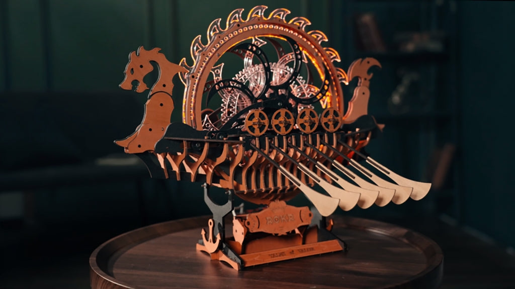 Viking Dragon Ship: The Glory Expedition on the Sea